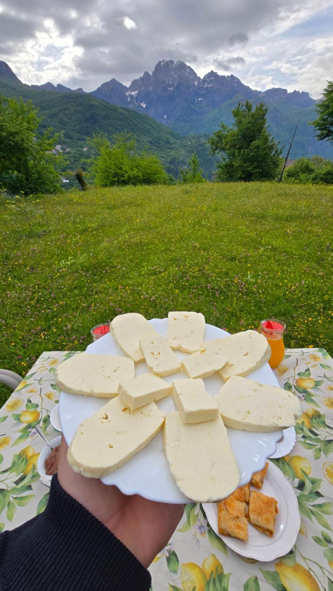 Thethi 360 Grade - & Camping